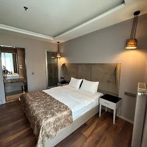Secret Otel