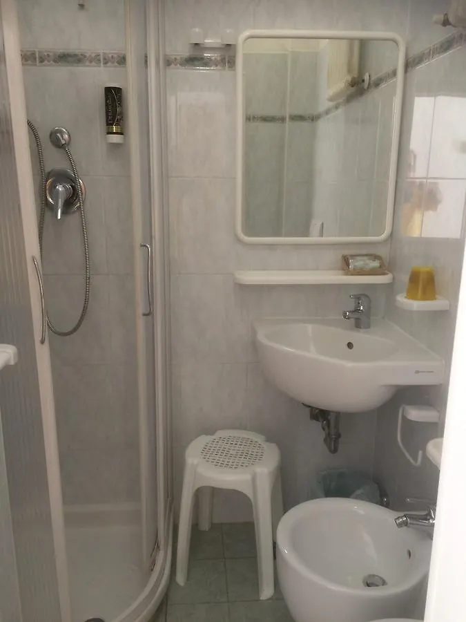 Hotel Tre Grazie Римини 3*,  Италия