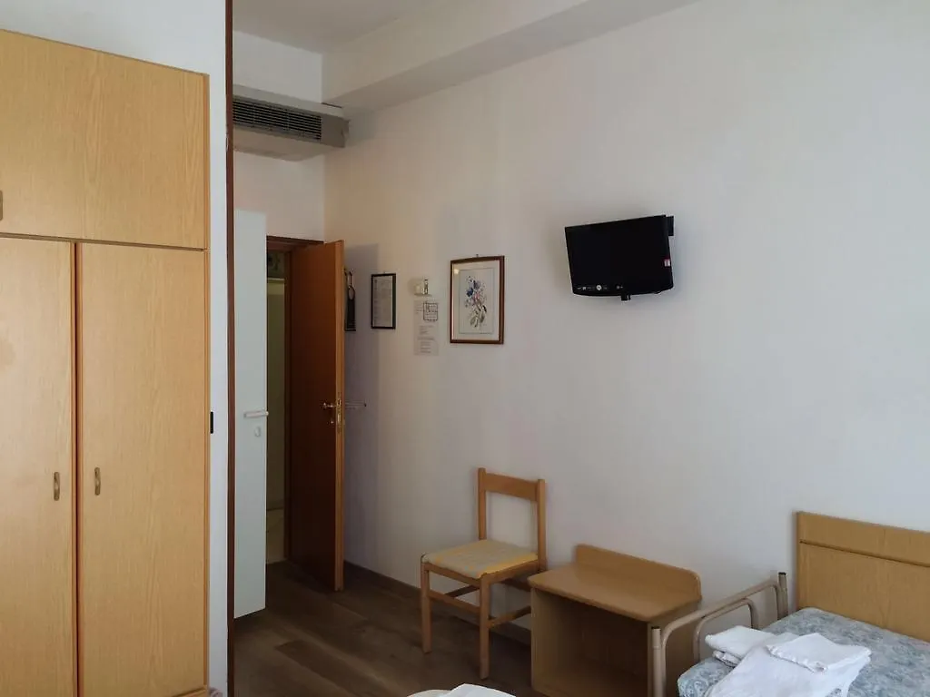 Hotel Tre Grazie Ρίμινι