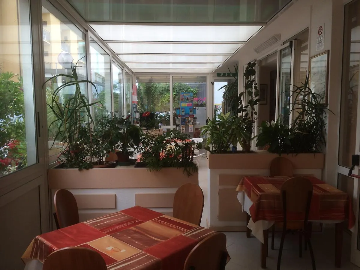 Hotel Tre Grazie リミニ