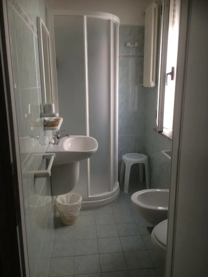 ***  Hotel Tre Grazie リミニ イタリア